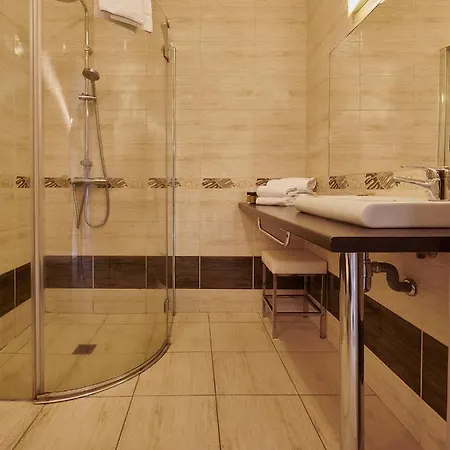 & Acqua Dolce Eccica-Suarella (Corsica)