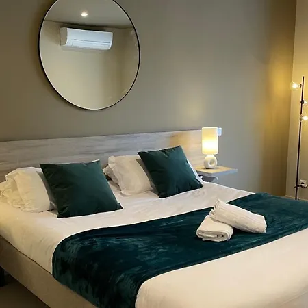 & Acqua Dolce 3* Eccica-Suarella (Corsica)