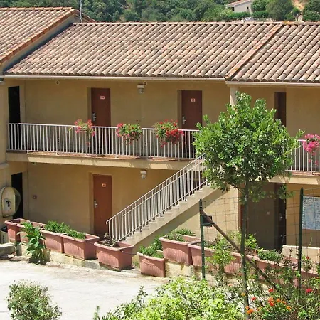 Hotell & Acqua Dolce 3*