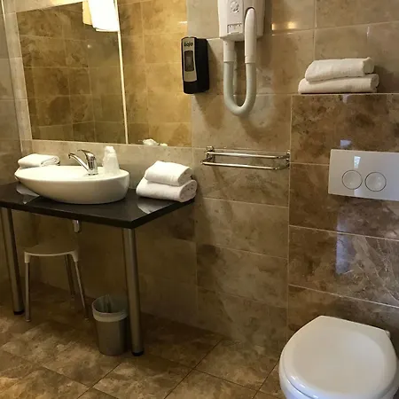 Hotell & Acqua Dolce 3*