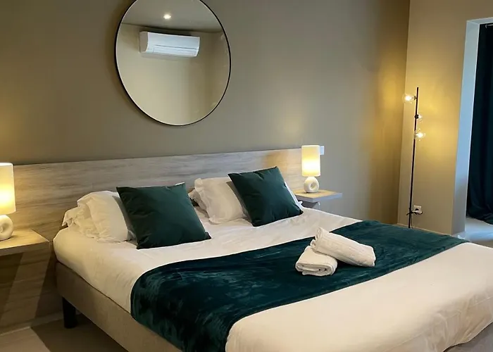 & Acqua Dolce 3* Eccica-Suarella (Corsica)