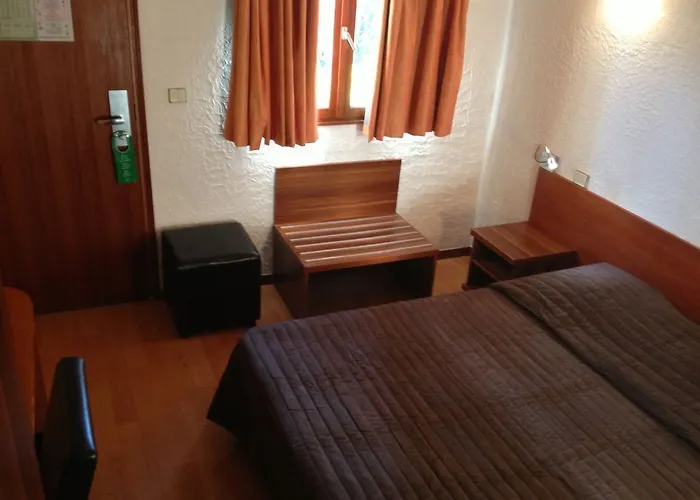 Otel & Acqua Dolce Eccica-Suarella (Corsica)