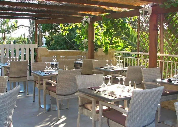 & Acqua Dolce 3* Eccica-Suarella (Corsica)